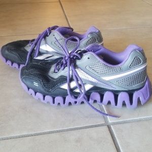 Reebook Athletic Shoes